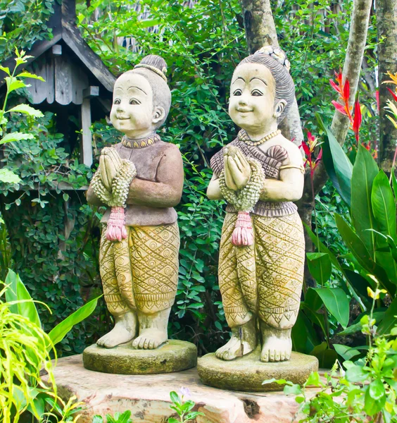 Välkommen tvilling barn staty thailand — Stockfoto