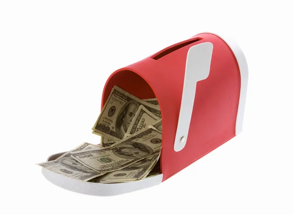 Hundra dollar räkningar rinner ut från en röd postlåda — Stockfoto