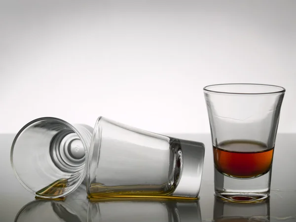 Tre bicchierini di whisky — Foto Stock