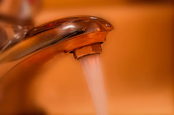 Gold Faucet — Stock Photo, Image