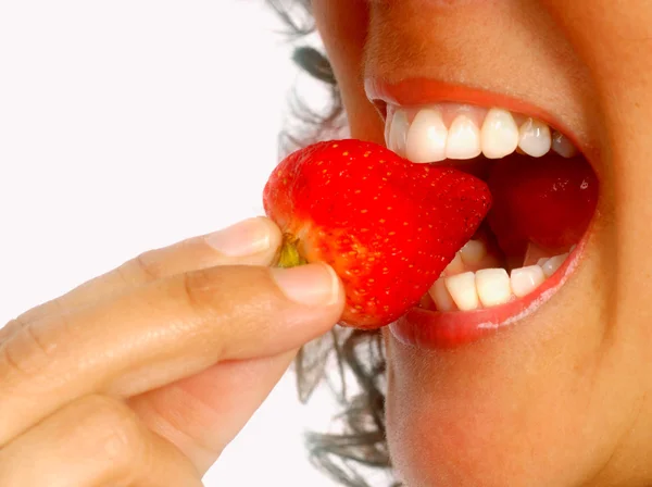 Woman Eating Strawberry — Stock Photo, Image