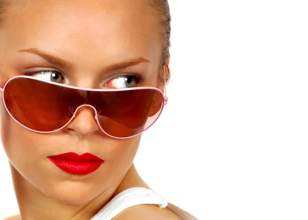 Sexy Model mit Sonnenbrille — Stockfoto