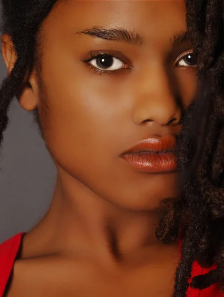 Hermosa mujer negra —  Fotos de Stock