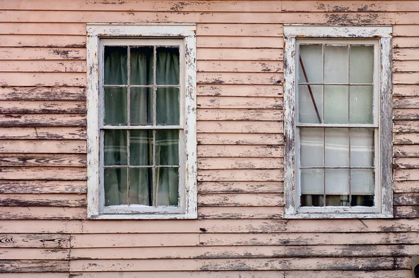 Δύο παράθυρα — Φωτογραφία Αρχείου