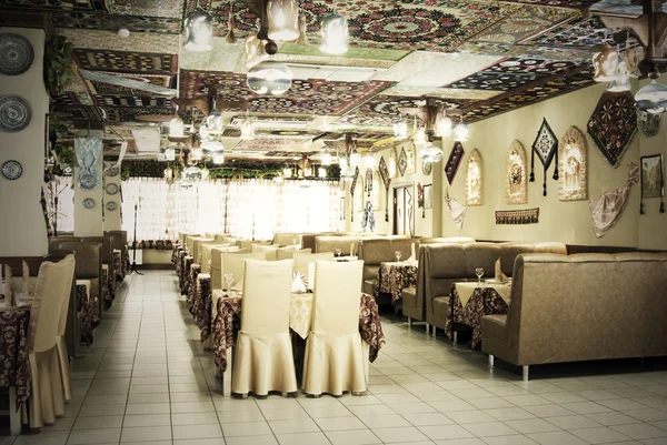 Salle Restaurant Luxueuse Dans Style Asiatique — Photo