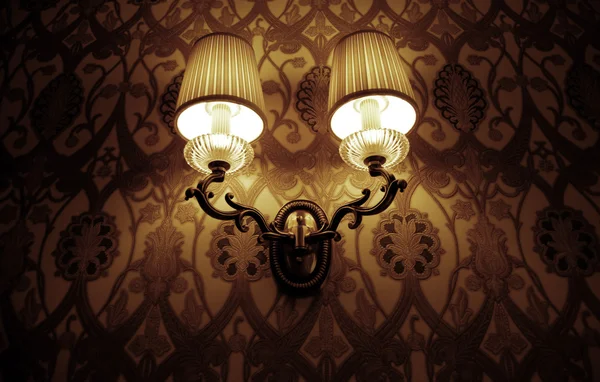 Φωτογραφία Από Ρετρό Φωτιστικό Τοίχου Αμυδρό Φως Καφέ Χρώματα — Φωτογραφία Αρχείου