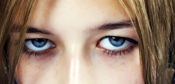 Olhos de mulher — Fotografia de Stock