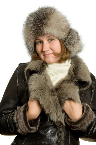 Attraktive Frau in Winterkleidung — Stockfoto