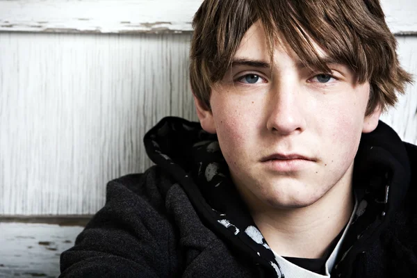 Nastolatek portret męski — Zdjęcie stockowe