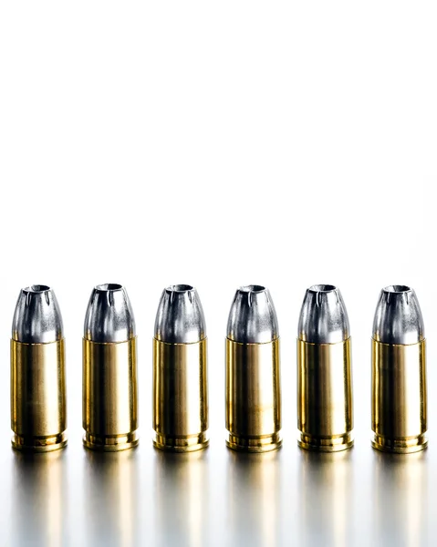 Bullets 9mm high contrast — Stock Photo, Image