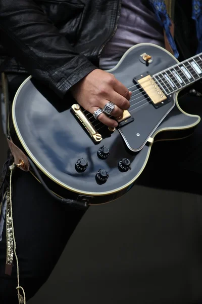 Kytara v akci — Stock fotografie