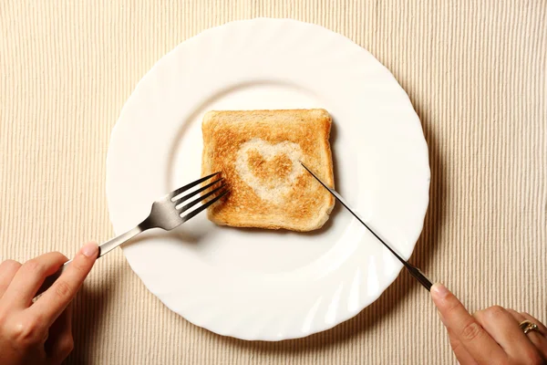 Toast och hjärta — Stockfoto