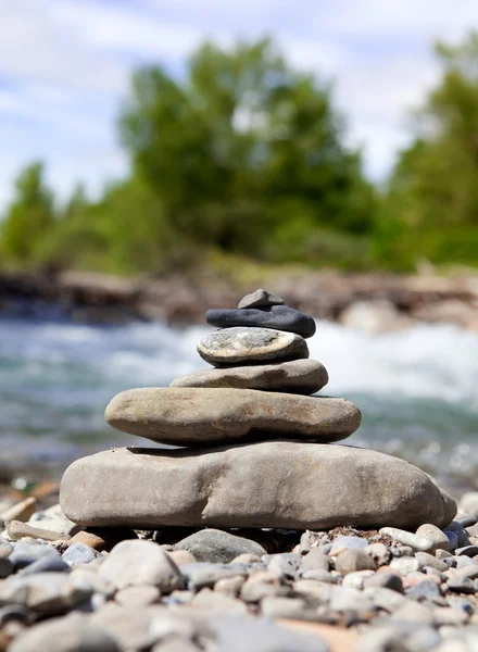 Stones and river — Stock Photo, Image