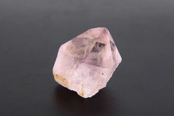 Groot Amethist kristal — Stockfoto