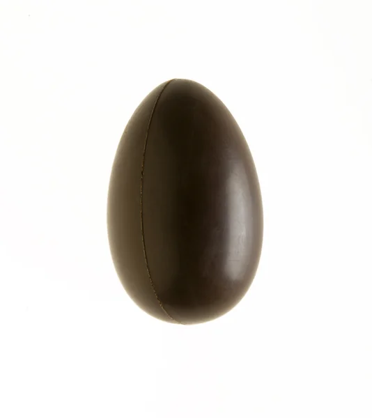 Huevo de Pascua de chocolate —  Fotos de Stock