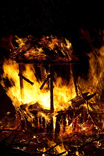 Brinnande sopor — Stockfoto