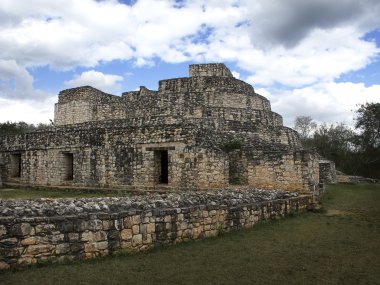 Mayan ruin clipart