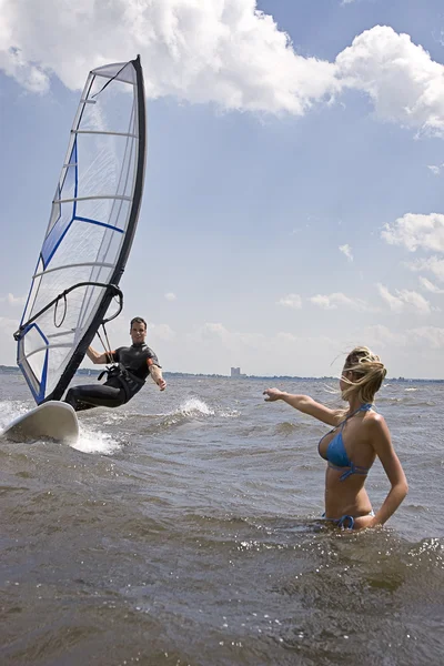 Windsurfer buscando novia — Foto de Stock