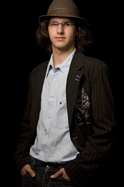 カジュアル スーツを着た若い男 — ストック写真