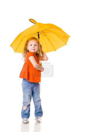 Fille avec parapluie