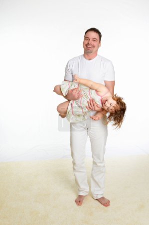 Portrait d'un père avec sa petite fille 