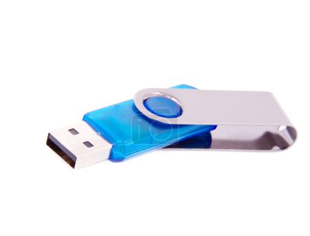 Mémoire flash USB. Isolé sur le blanc 