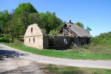 Maison détruite 