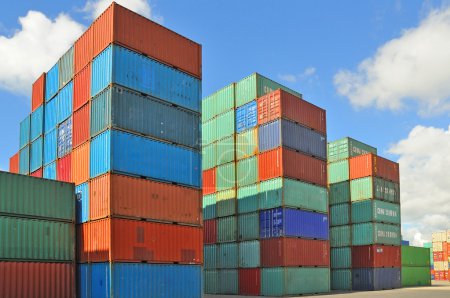 Conteneurs au port 