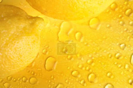 Gouttes d'eau et citrons 