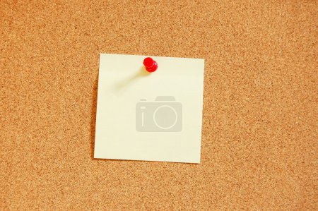 Feuille de papier vide avec broche poussoir 